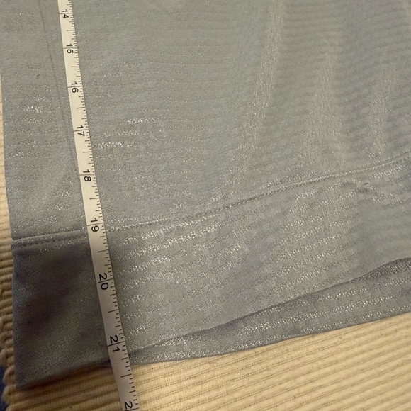 Nike Gray and Yellow Athletic Shorts Moisture-Wicking Performance - Picture 4 of 9